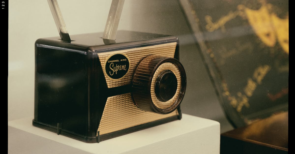 découvrez la notion de fréquence, son importance dans divers domaines tels que la physique, la musique et les communications. apprenez comment elle influence les ondes, les cycles et les rythmes qui nous entourent au quotidien.