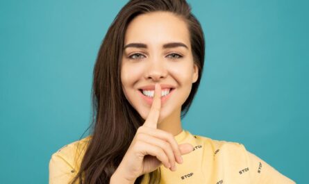 découvrez la beauté du silence, un état précieux de paix intérieure et de réflexion. apprenez à apprécier les moments de calme dans un monde agité et explorez les bienfaits du silence sur votre bien-être physique et mental.