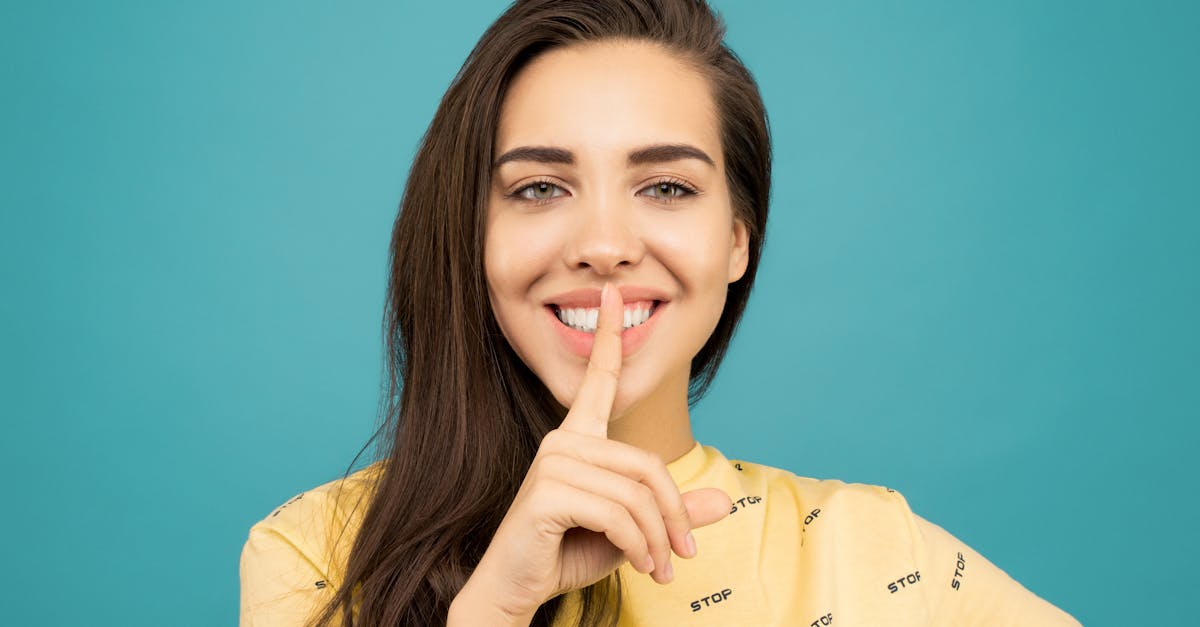 découvrez la beauté du silence, un état précieux de paix intérieure et de réflexion. apprenez à apprécier les moments de calme dans un monde agité et explorez les bienfaits du silence sur votre bien-être physique et mental.