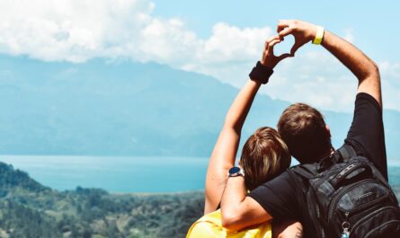 découvrez l'importance de l'amitié dans nos vies, son impact sur notre bien-être et comment cultiver des relations authentiques et durables. plongez dans des conseils, des histoires et des réflexions sur ce lien précieux.