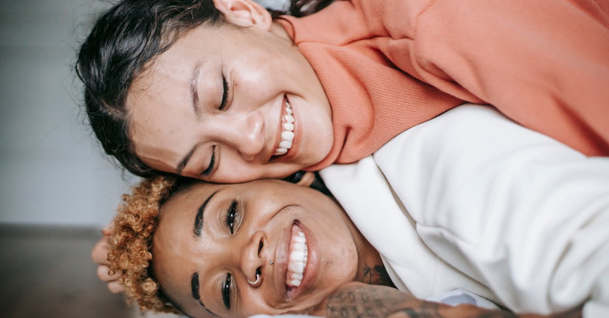 découvrez les clés du bonheur et des stratégies pour cultiver la joie au quotidien. explorez des conseils pratiques et des réflexions inspirantes pour enrichir votre vie et favoriser un état d'esprit positif.