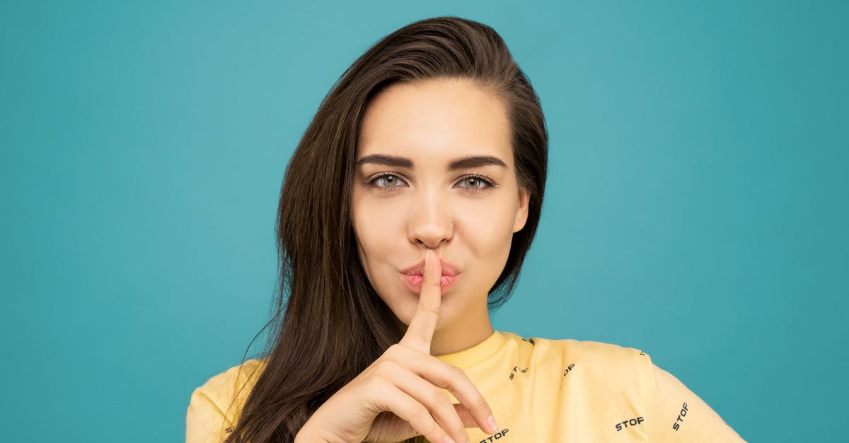 découvrez l'art du silence, un voyage intérieur apaisant qui explore la sérénité, la réflexion et l'importance de faire une pause dans notre monde trépidant.