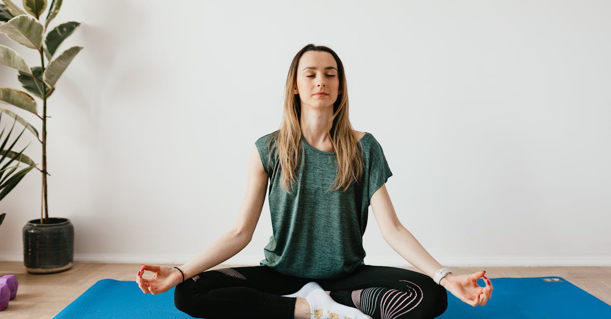 découvrez les bienfaits de la mindfulness pour améliorer votre bien-être au quotidien. apprenez à vivre l'instant présent, à gérer le stress et à cultiver la sérénité grâce à des pratiques simples et efficaces.