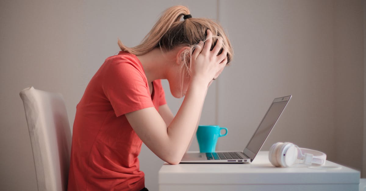 découvrez des stratégies efficaces pour comprendre et gérer l'anxiété. beneficiez de conseils pratiques, d'outils de relaxation et d'astuces pour améliorer votre bien-être mental et retrouver la sérénité.