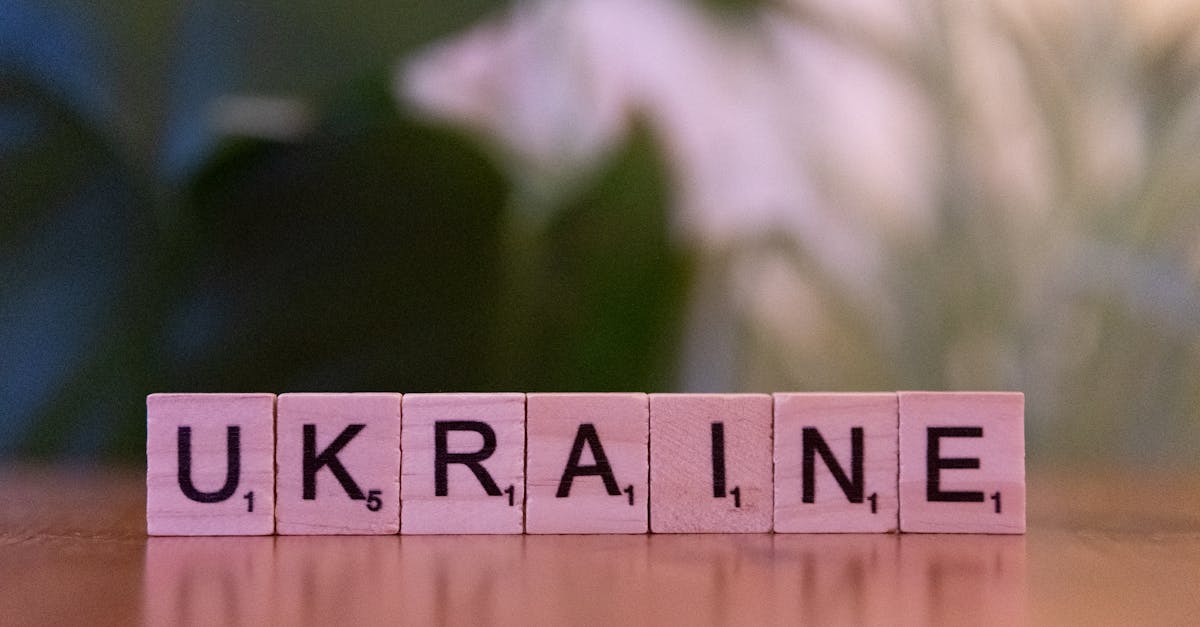 découvrez le langage psychosomatique, une approche fascinante qui explore les liens entre les émotions, le corps et la santé. apprenez comment votre état mental peut influencer votre bien-être physique et comment déchiffrer les messages que votre corps vous envoie.