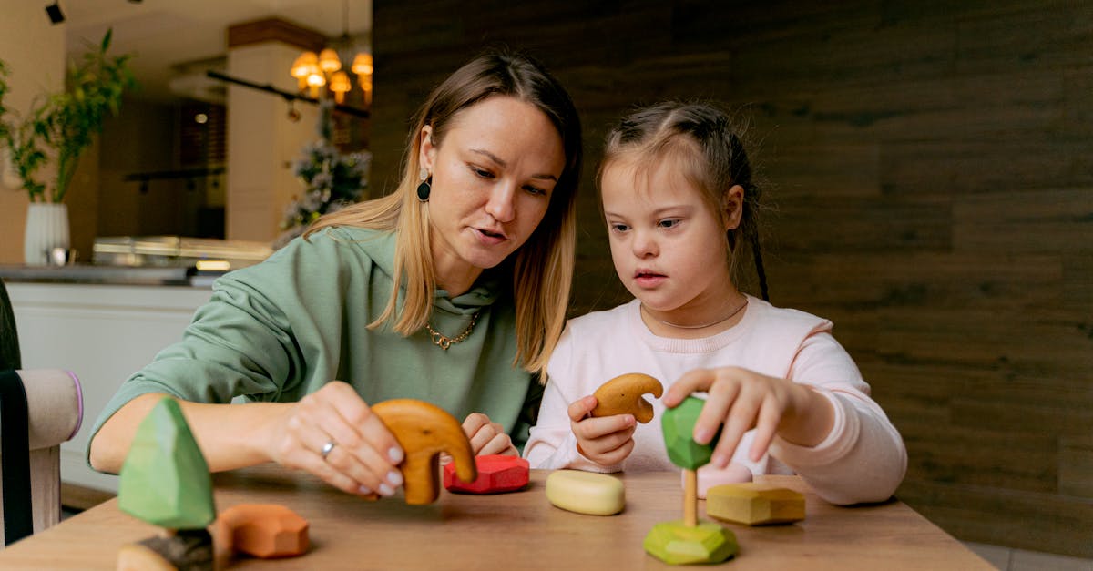 découvrez le syndrome de la gentille fille : un phénomène psychologique où la quête d'approbation mène à l'auto-sabotage et à des relations déséquilibrées. apprenez à reconnaître ses signes et à retrouver votre authenticité.