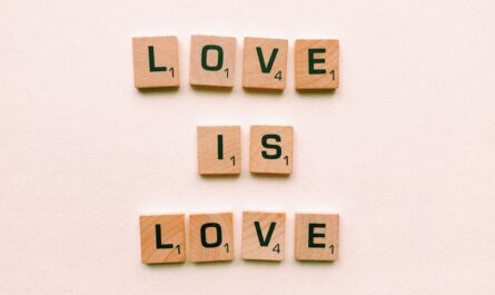 découvrez l'univers fascinant des mots : leur signification, leur origine et leur pouvoir dans notre communication quotidienne. plongez dans l'art de jouer avec les mots et enrichissez votre vocabulaire.