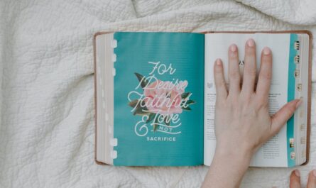 découvrez le concept des sacrifices à travers l'histoire et la culture, une exploration des choix difficiles que nous faisons pour le bien des autres ou pour nos convictions. plongez dans les différents types de sacrifices et leur impact sur notre vie quotidienne.