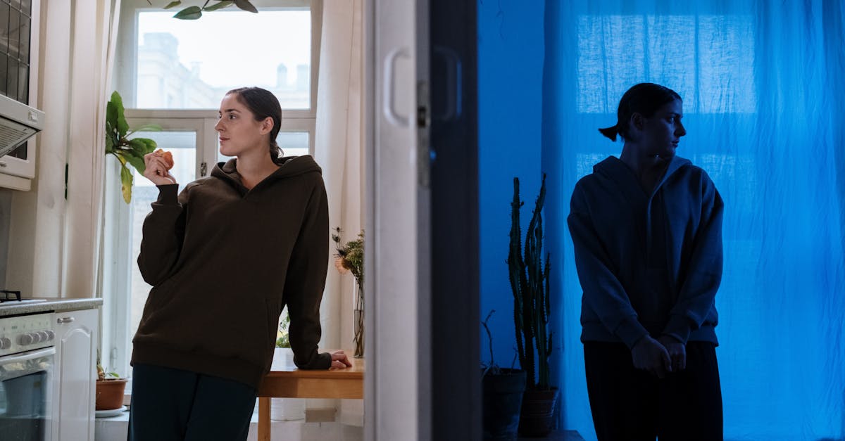 découvrez l'univers fascinant de l'obsession : ses mécanismes, ses impacts sur la vie quotidienne et ses représentations dans la culture. plongez dans une réflexion profonde sur ce phénomène captivant qui mêle passion et tourmente.