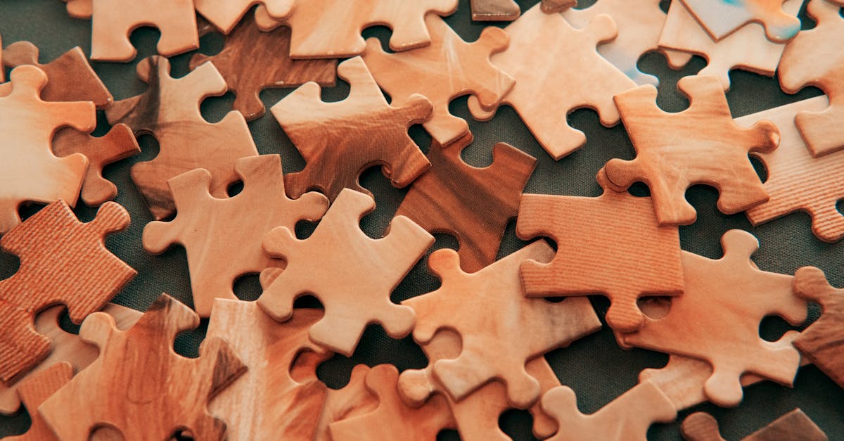 la restructuration cognitive est une technique thérapeutique visant à modifier les schémas de pensée négatifs. découvrez comment cette approche peut améliorer votre bien-être émotionnel et vous aider à surmonter les obstacles mentaux pour mener une vie plus épanouissante.
