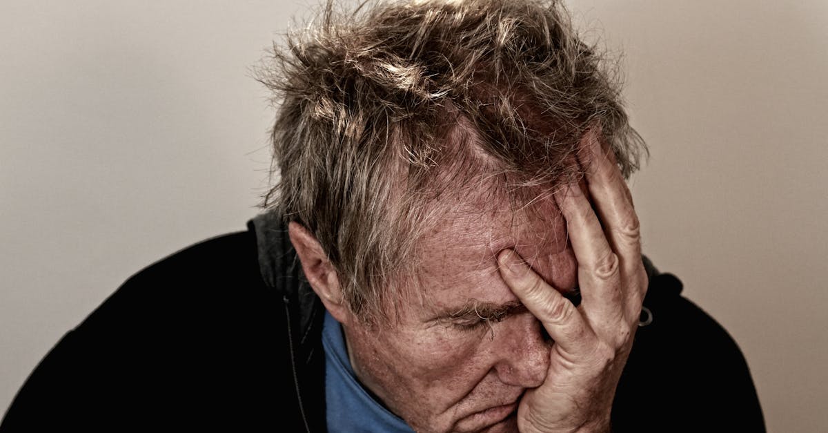 découvrez les signes de la fatigue émotionnelle et apprenez des stratégies efficaces pour la surmonter. prenez soin de votre bien-être mental et retrouvez votre énergie émotionnelle pour vivre sereinement.