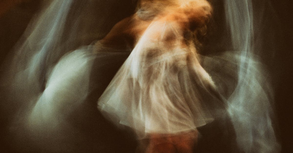 découvrez les mystères du phénomène du 'ghosting' dans les relations modernes. explorez les raisons, les impacts émotionnels et comment surmonter ce comportement qui laisse des questions en suspens.