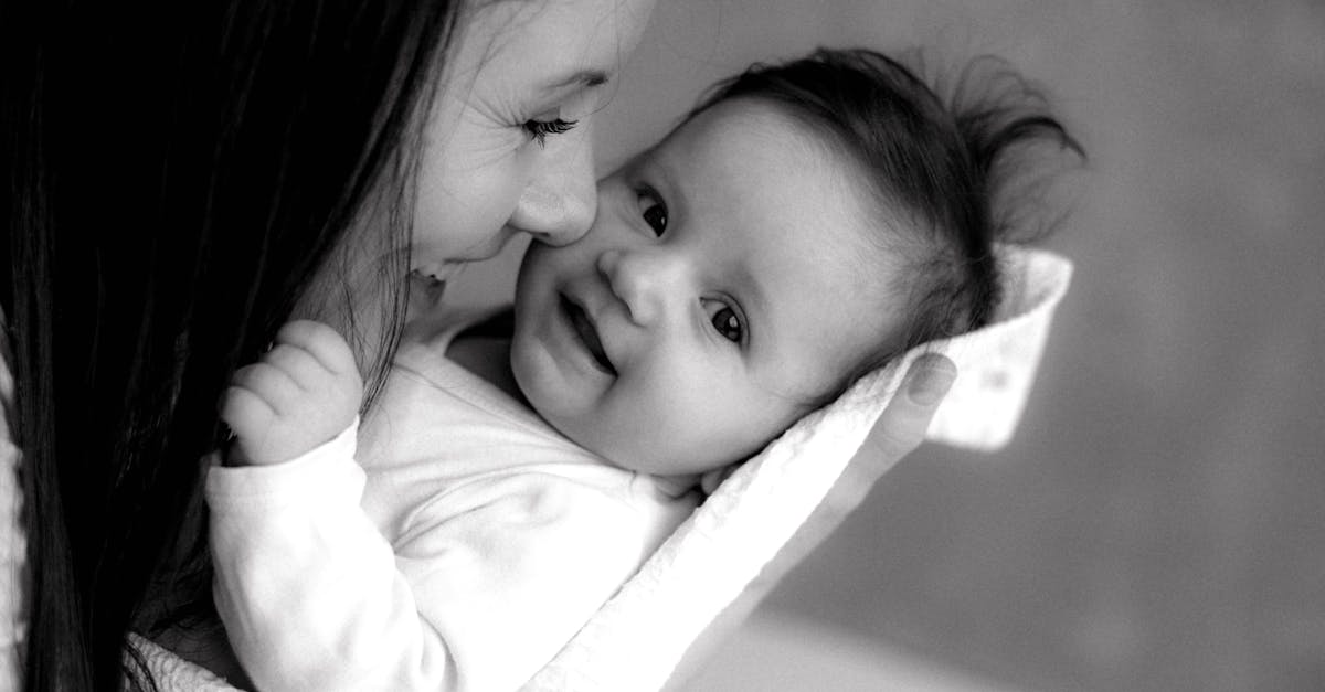 découvrez les impacts du rejet parental sur le développement émotionnel et psychologique des enfants. apprenez à reconnaître les signaux, explorer les causes et trouver des solutions pour reconstruire des relations saines et aimantes.