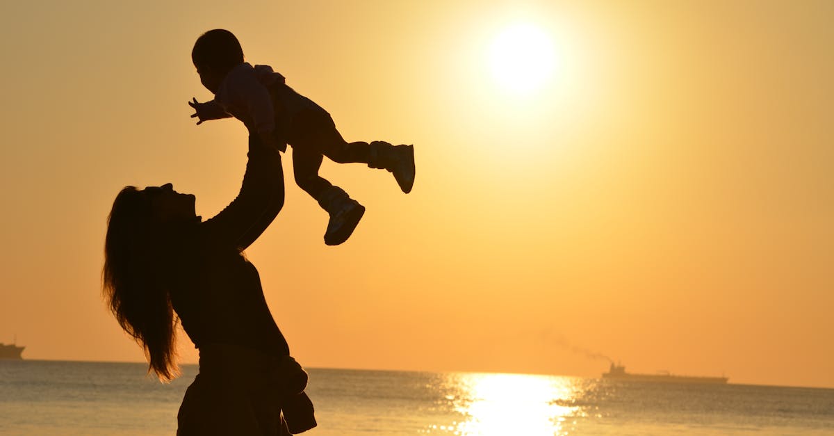 découvrez les joies et les défis de la parentalité avec 'parenthood'. explorez des conseils pratiques, des histoires inspirantes et des ressources pour les parents, afin de vivre pleinement chaque moment précieux de cette aventure unique.