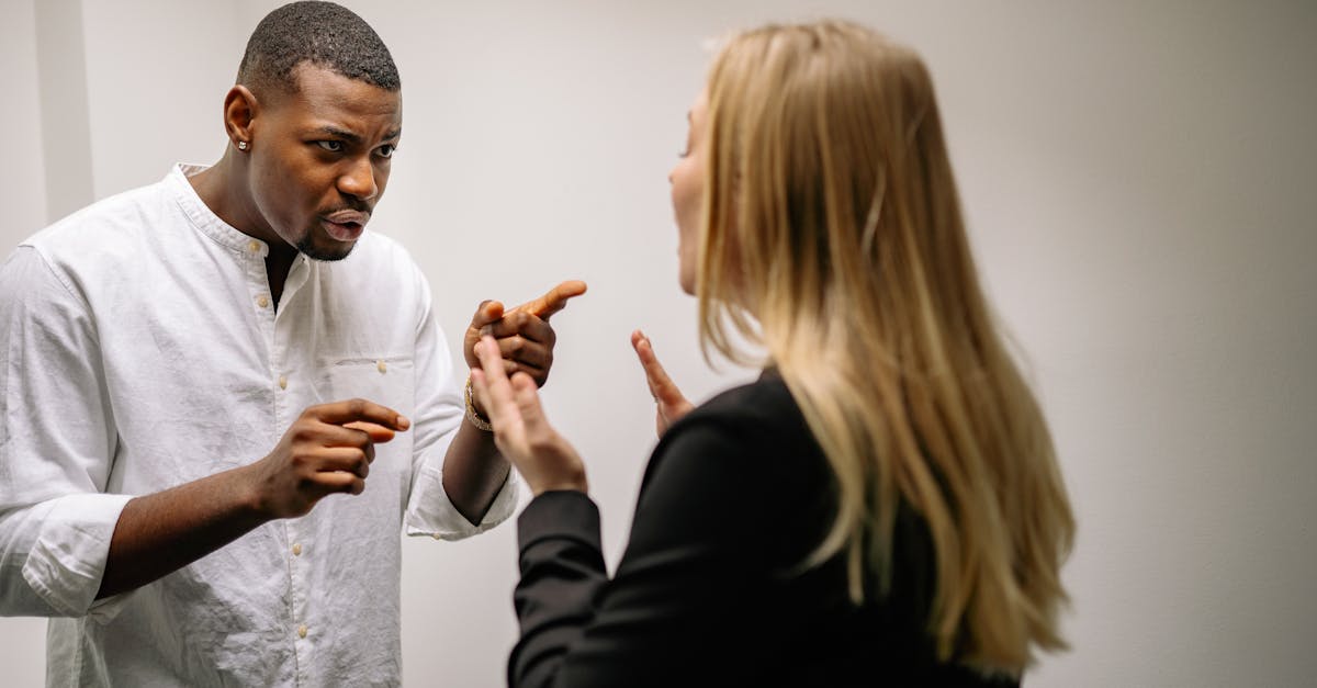 découvrez des sujets variés sur les relations, allant des conseils pour améliorer la communication à des stratégies pour résoudre les conflits. explorez des articles enrichissants sur l'amour, l'amitié et la dynamique des relations interpersonnelles.