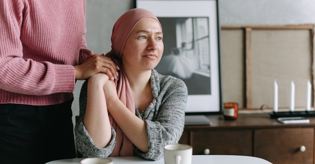 découvrez le syndrome du survivant, un phénomène psychologique fascinant qui affecte ceux ayant survécu à des événements traumatiques. apprenez comment cette expérience peut influencer le comportement et les émotions, ainsi que des stratégies pour faire face aux défis qu'elle engendre.