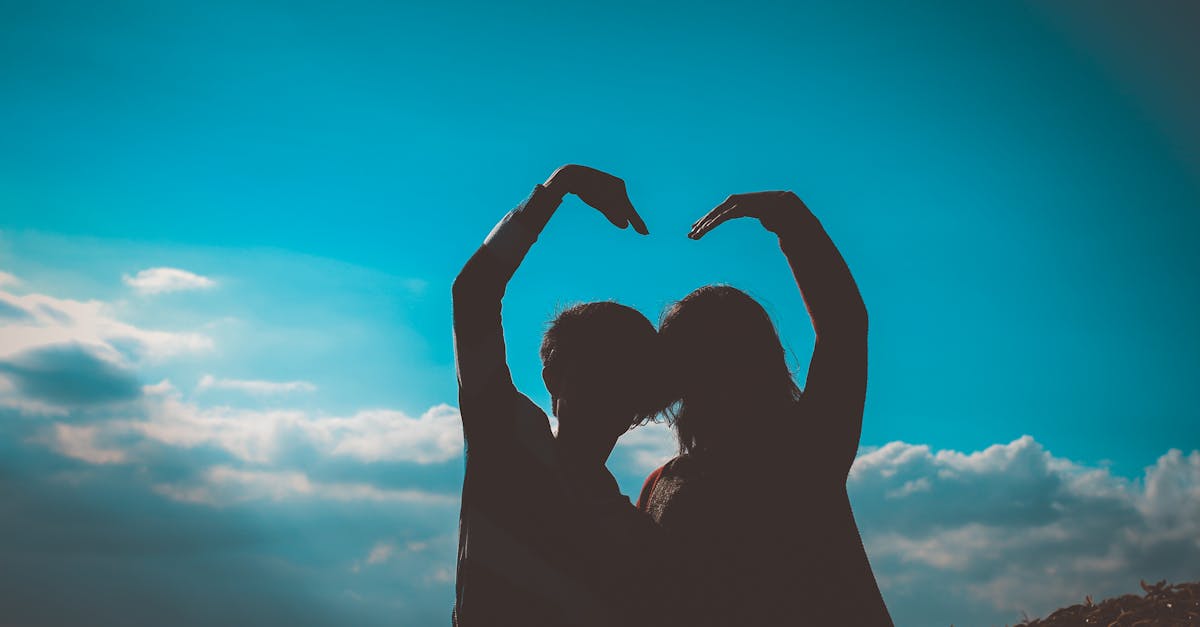 découvrez des conseils et des astuces pour bâtir des relations solides et harmonieuses, que ce soit en amour, en amitié ou en famille. apprenez à communiquer efficacement et à surmonter les obstacles avec bienveillance.