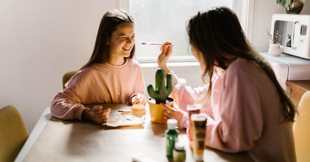 découvrez les mystères de l'amour à travers la science : explorez les réactions chimiques, les émotions et les facteurs psychologiques qui façonnent nos relations et l'attachement. plongez dans l'univers fascinant des mécanismes de l'amour.