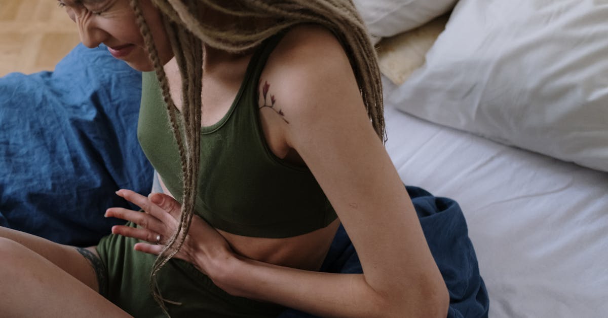 découvrez les causes et les remèdes des douleurs d'estomac avec notre guide complet. apprenez à soulager vos désagréments gastro-intestinaux grâce à des conseils pratiques et des astuces naturelles.