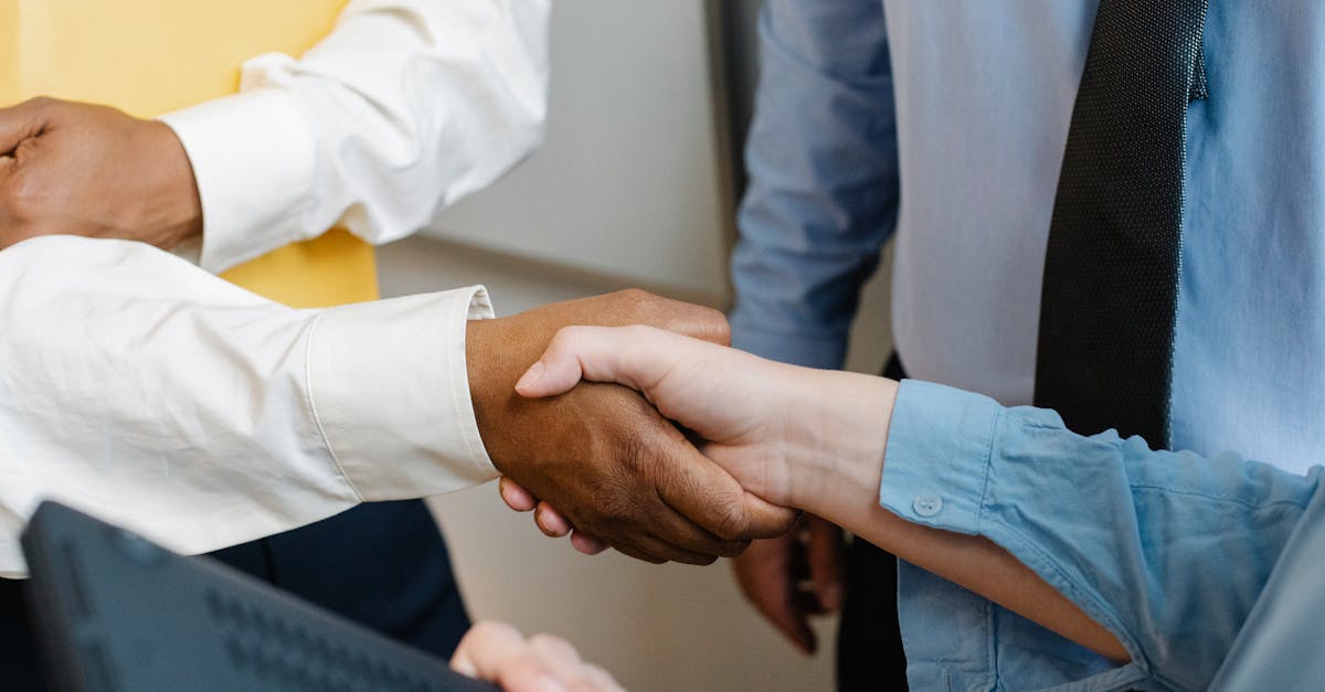 découvrez l'importance de la confiance dans les relations personnelles et professionnelles. apprenez comment instaurer et maintenir la confiance pour favoriser la collaboration et le succès.