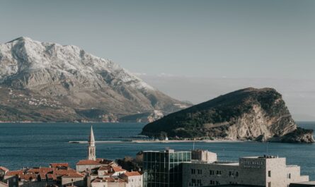 découvrez les balkans, une région riche en histoire, culture et paysages à couper le souffle. explorez les traditions uniques, la gastronomie variée et les sites historiques fascinants qui font de cette destination un véritable trésor en europe.