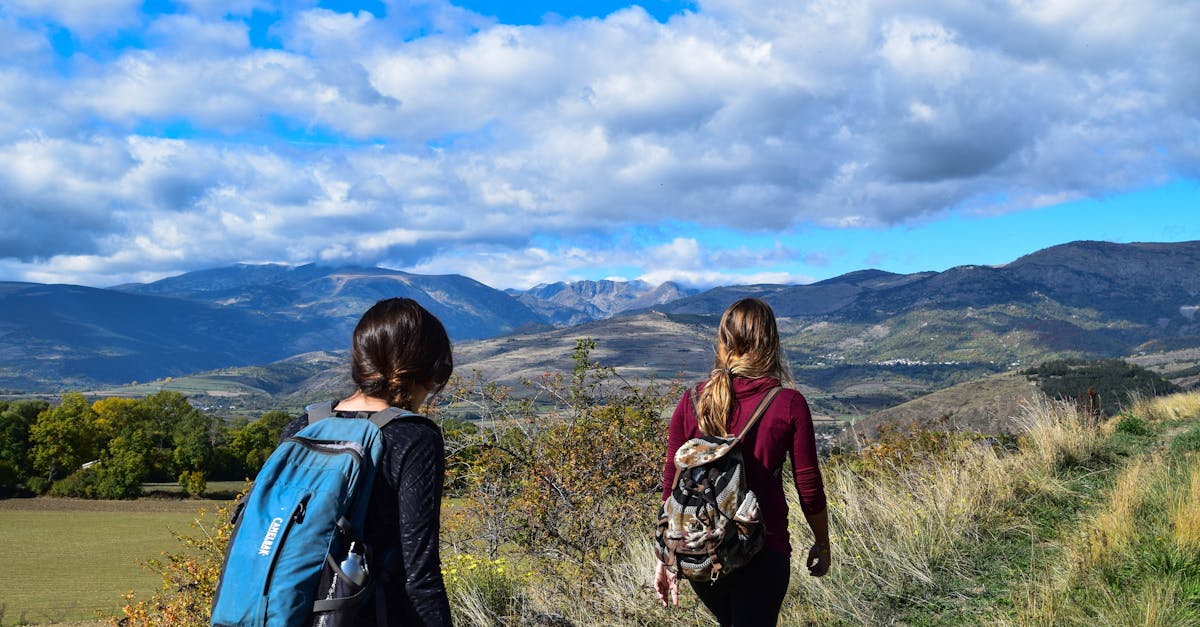 découvrez les meilleures randonnées à travers des paysages époustouflants. préparez-vous à explorer la nature, à profiter de l'air frais et à vivre des aventures inoubliables en pleine extérieur. que vous soyez débutant ou randonneur expérimenté, trouvez le sentier idéal pour tous les niveaux.