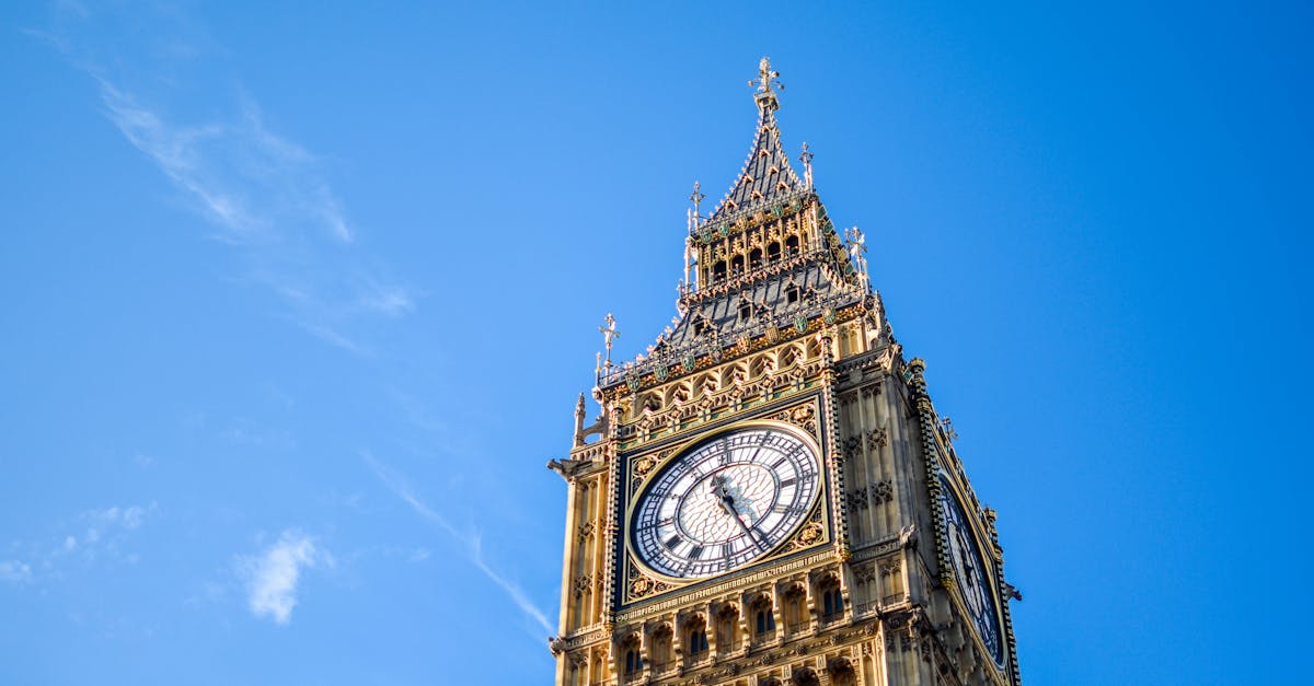 découvrez londres, la capitale dynamique du royaume-uni, riche en histoire, culture et attractions emblématiques. explorez ses musées, ses parcs verdoyants et sa vie nocturne animée.