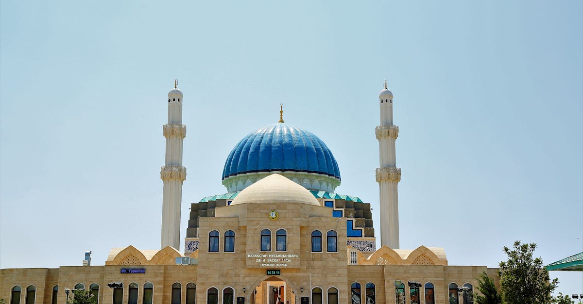 découvrez le tourisme musulman, une expérience riche qui vous immerge dans la culture, la spiritualité et les traditions des pays musulmans. explorez des destinations emblématiques, participez à des événements culturels et savourez la cuisine halal tout en respectant vos valeurs spirituelles.