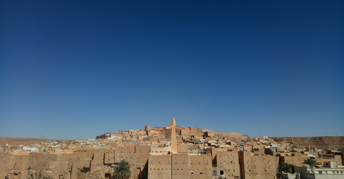 découvrez m'zab, votre destination idéale pour des produits authentiques et uniques. plongez dans l'univers de la culture et de la tradition avec notre large sélection d'articles artisanaux. faites l'expérience de l'exceptionnel chez m'zab.