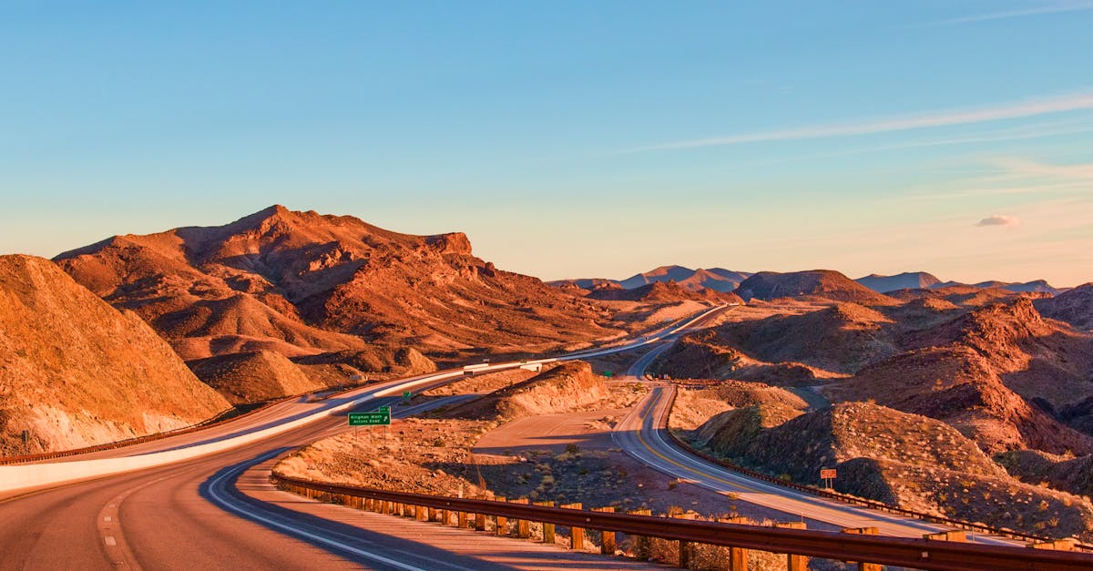 découvrez l'aventure ultime du road trip : explorez des paysages à couper le souffle, goûtez aux spécialités locales et créez des souvenirs inoubliables sur la route. préparez-vous à vivre une expérience unique qui vous emmènera hors des sentiers battus.