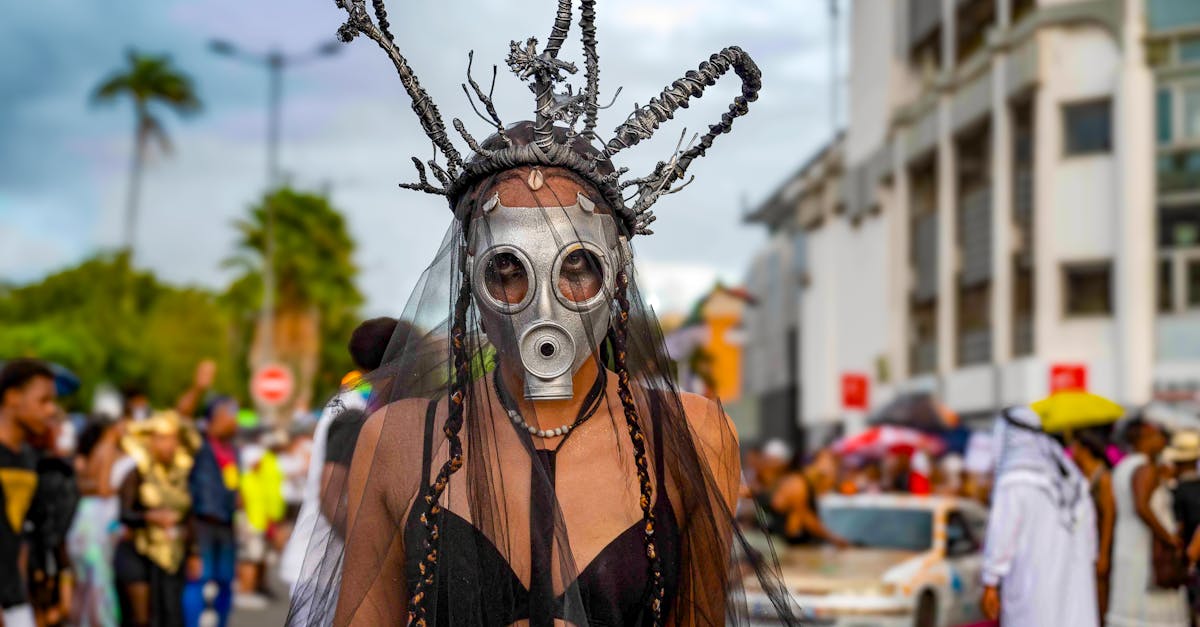 découvrez le sahara festival, un événement unique célébrant la culture, la musique et les traditions du désert. rejoignez-nous pour des performances envoûtantes, des ateliers artisanaux et une immersion dans l'héritage saharien. une expérience inoubliable au cœur du sahara.